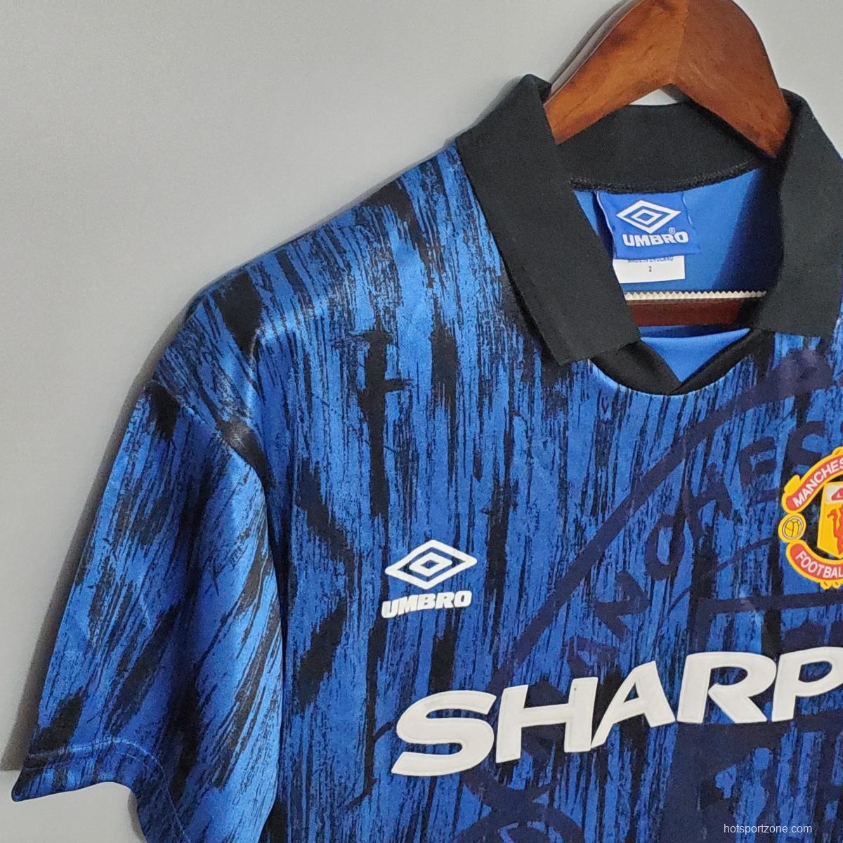 Retro 92/93 Manchester United in the away Soccer Jersey