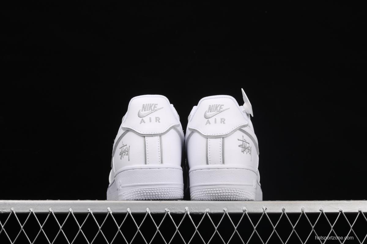 Stussy x Nike Air Force 1 Low Stussy co-named white dazzling color reflective low-top casual board shoes BQ6246-019