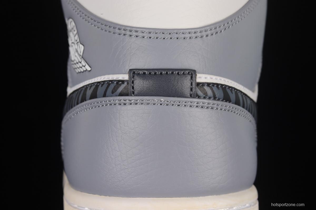 Air Jordan 1 Mid Year of the Tiger Custom Zhongbang Basketball Shoes 554724-170