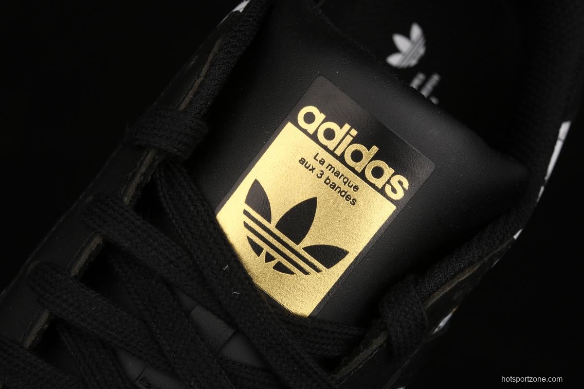 Adidasidas Originals Superstar FV2819 shells are covered with logo classic sneakers.