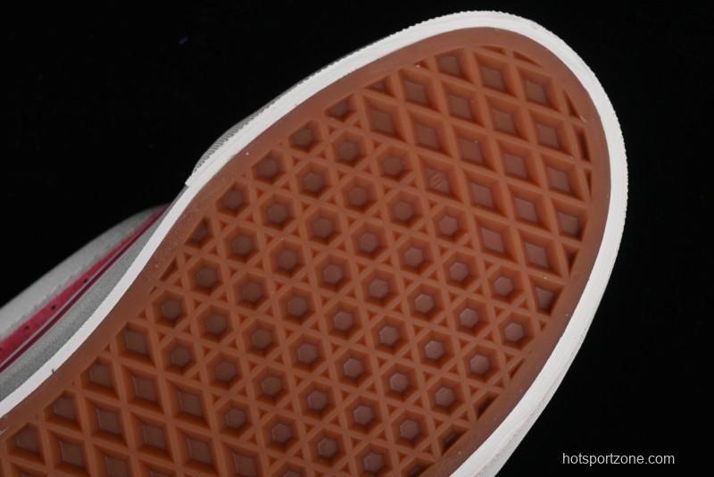 Vans Classics Knu Skool Retro Sneakers with Thick Tongue and Puffy Design - VN0009QCBJ1