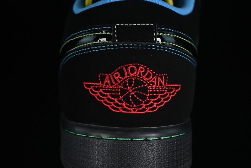 Nike Air Jordan 1 Low AJ1 Black Green Low Top Lifestyle Basketball Shoes - 338145-003