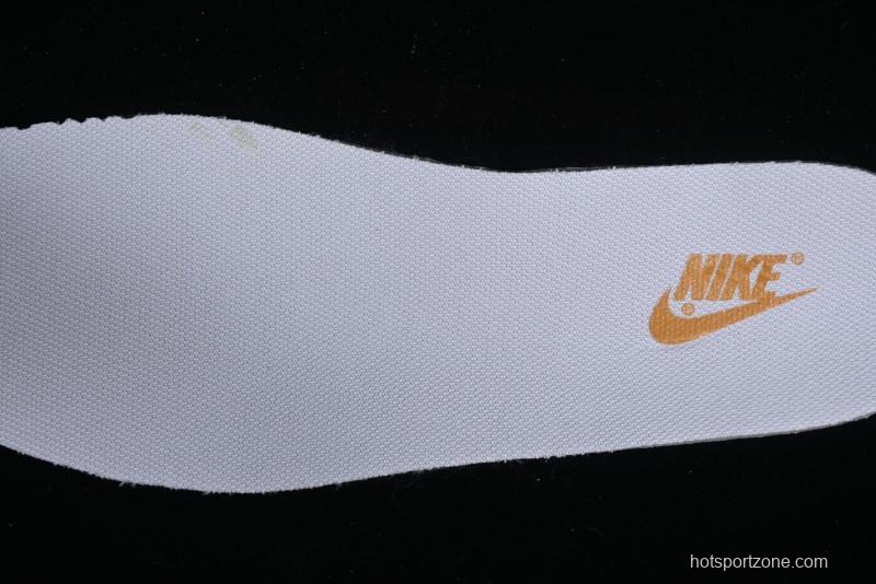 Supreme x Nike SB Dunk Low Anniversary Edition - XH0923-339