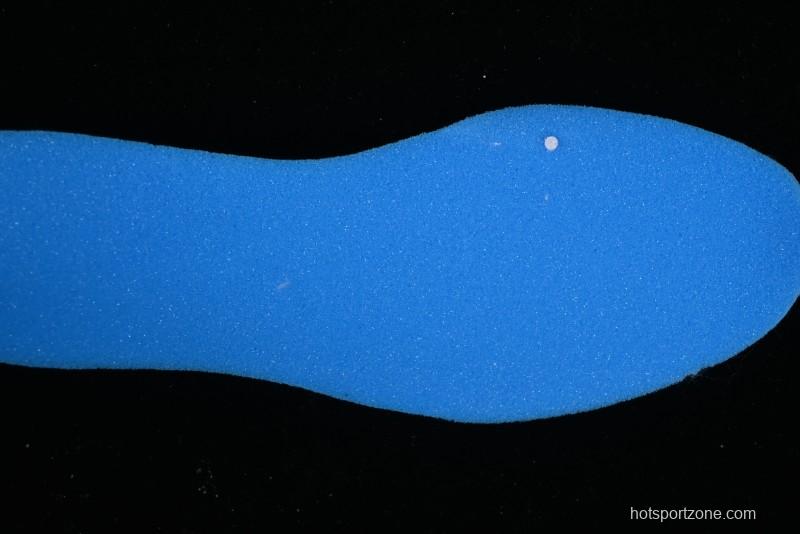 Nike Revolution 7 Wide Low-Top Running Shoes with Breathable Mesh and Durable Cushioning - FB2208-101