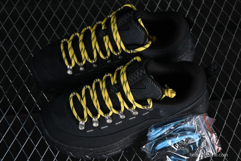 HOKA ONE ONE Tor Summit Low-Top Running Shoes with Geometric Cushioning for Stability and Traction - 1147952 BBLC