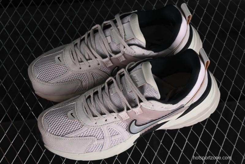 Nike Runtekk Run V2K Low-Top Retro Running Shoes with Cushlon Midsole and Anti-Slip Design - FN6703-001