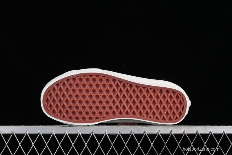 Vans Style 36 Low-Top Skate Shoes with Pink Embroidery - VN000CRPGRN