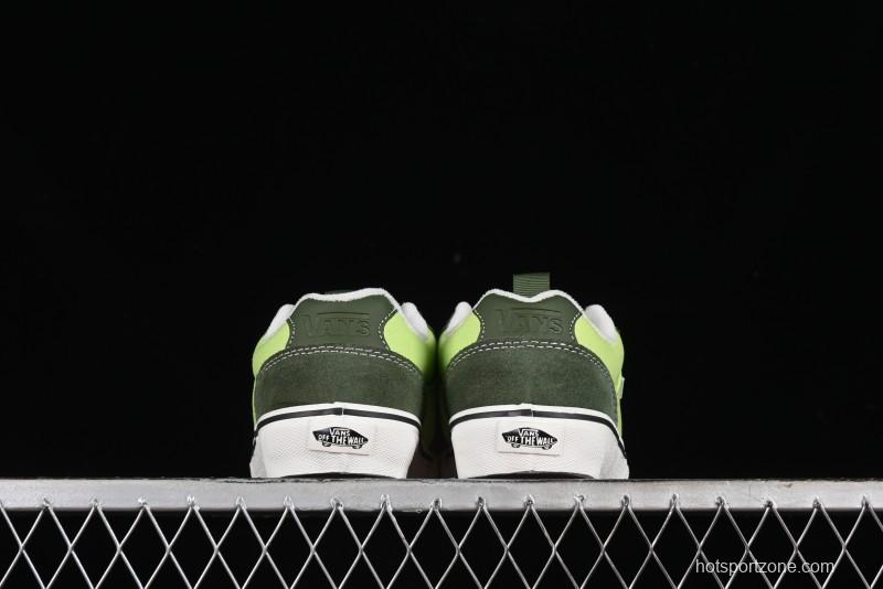 Vans Chukka Push Low-Top Skate Shoes with Slip-Resistant Sole in Apple Green - VN0008ZE08P