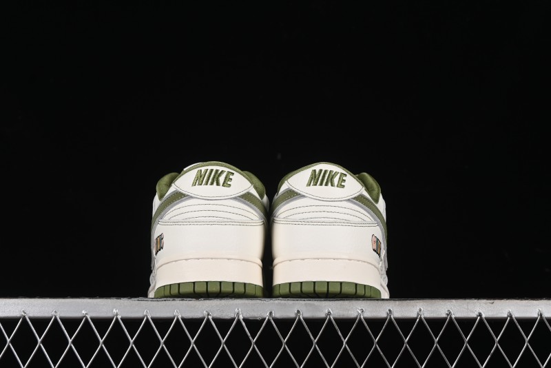 Nike SB Dunk Low Gucci Collaboration - Subtle Pattern Beige Green Swoosh Anniversary Custom Low-Top Casual Sneakers - KK1888-006