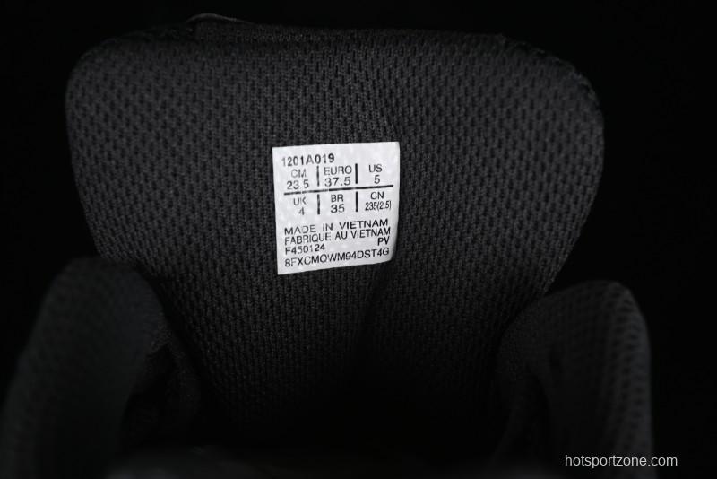 Asics Gel-Kayano 14 Running Shoes with Breathable Design and Professional Cushioning - 1201A019-200