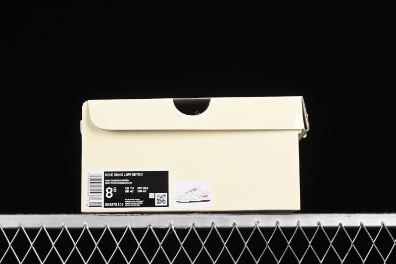 Nike SB Dunk Low Supreme Collaboration - Beige Green Two-Tone Anniversary High-End Custom Low-Top Casual Skate Shoes - BB8675-109