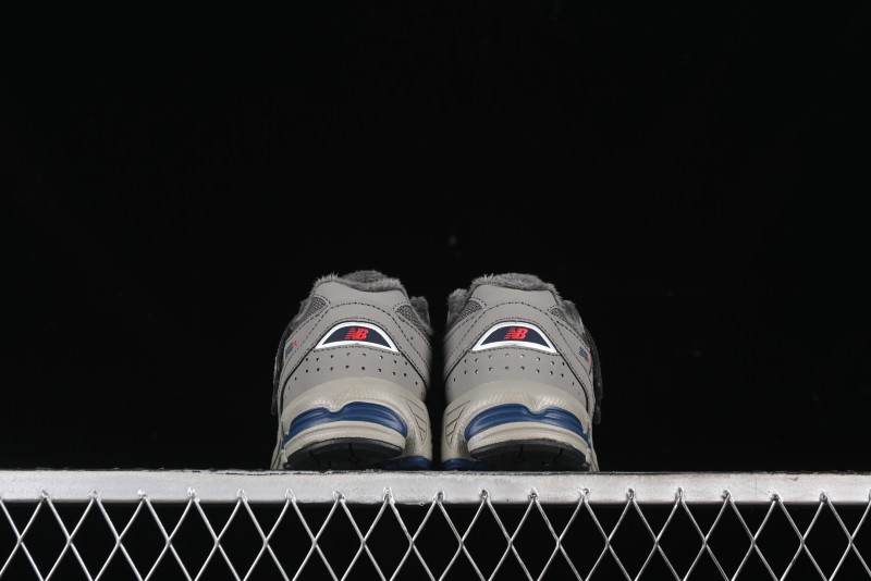 New Balance 2002R Series Hook & Loop Kids Shoes with Fleece Lining - PV2002RA