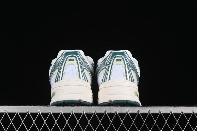 New Balance 740 Series Retro Dad Style Casual Running Shoes - U740GR2