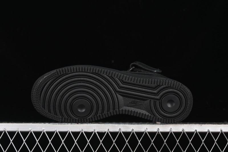 Nike Supreme x Air Force 1 Mid Casual Sneakers - FZ8784-001