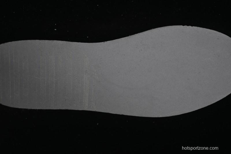 Nike SB Dunk Low Casual Skate Shoes in Blackberry Pink - CW1590-100