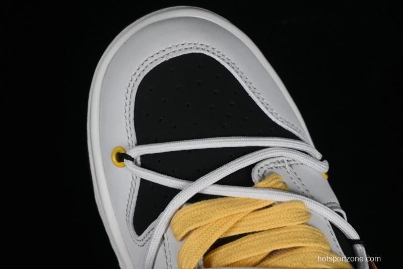 Nike SB Dunk Low Custom Collaboration Otomo Katsuhiro x Nike SB Dunk Low "Steamboy OST" - CT0856-101