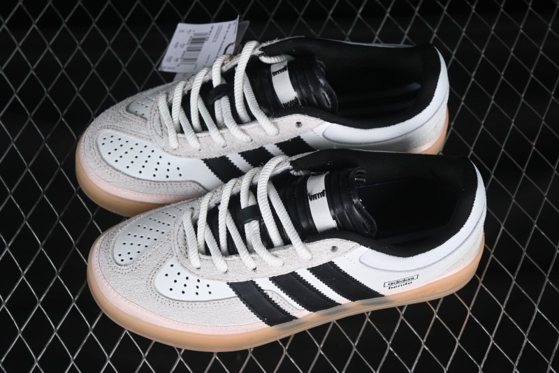 Adidas Originals Gazelle Indoor Retro Casual Slip-Resistant Wear-Resistant Low-Top Sneakers - IF9735