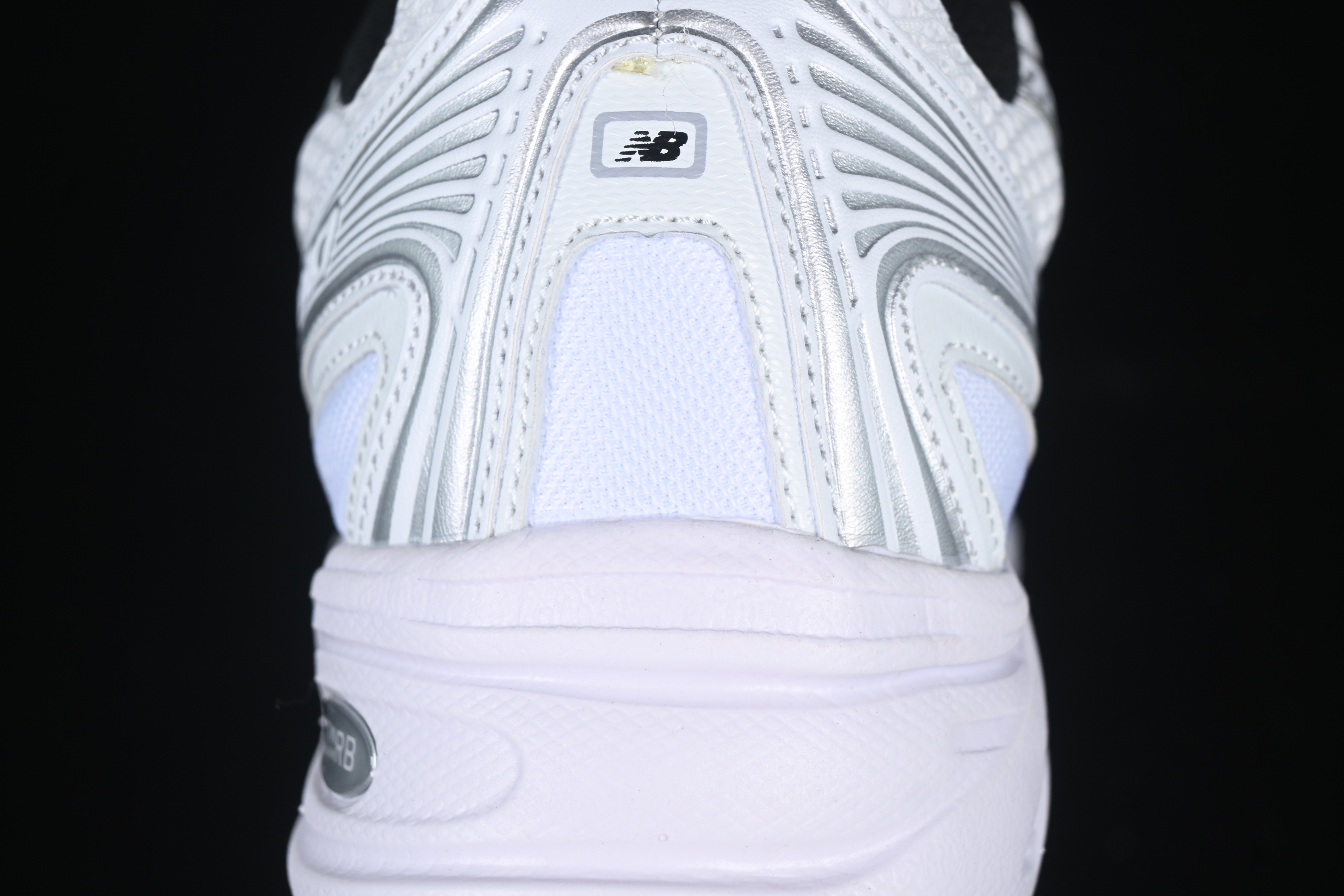 New Balance 740 Series Retro Dad Style Casual Sports Running Shoes - U740NW2