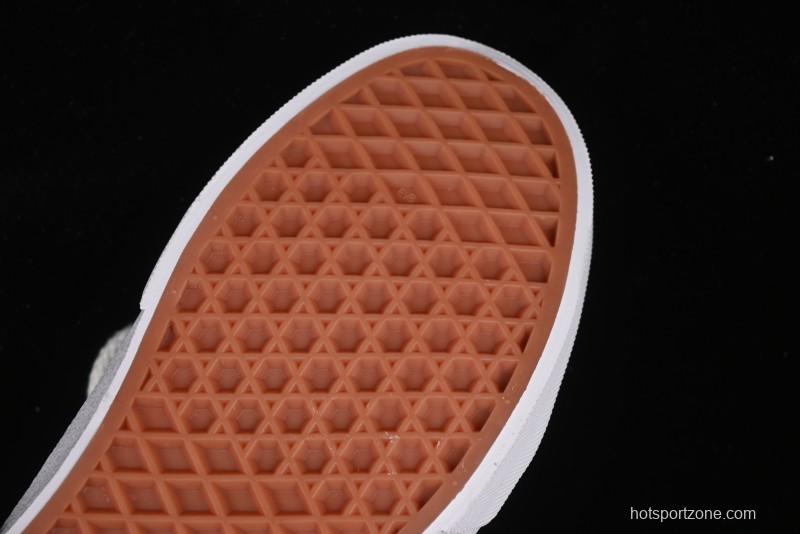 Vans Old Skool 36 Low-Top Retro Skate Shoes - VN000CRPGRN