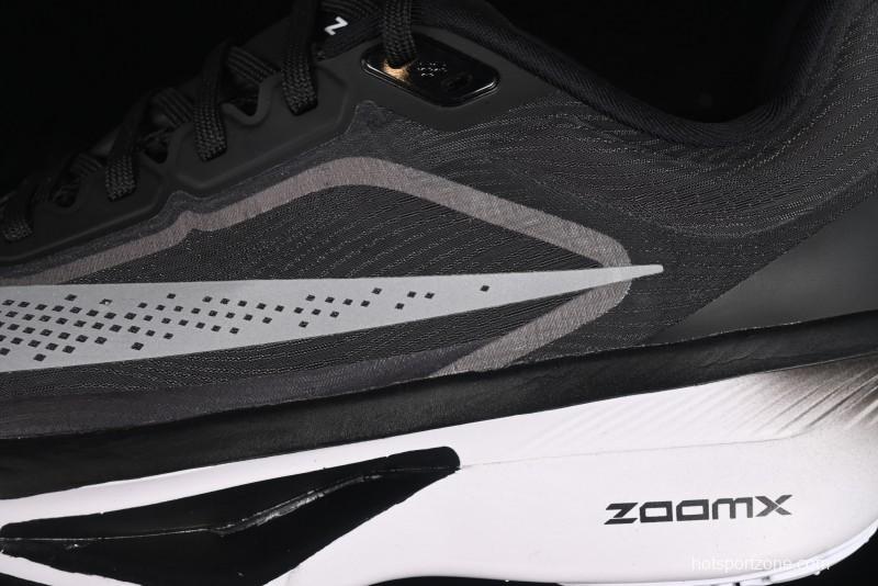 Nike Zoom Fly 6 Lightweight Responsive Running Shoes with Carbon Fiber Plate - FN8454-001