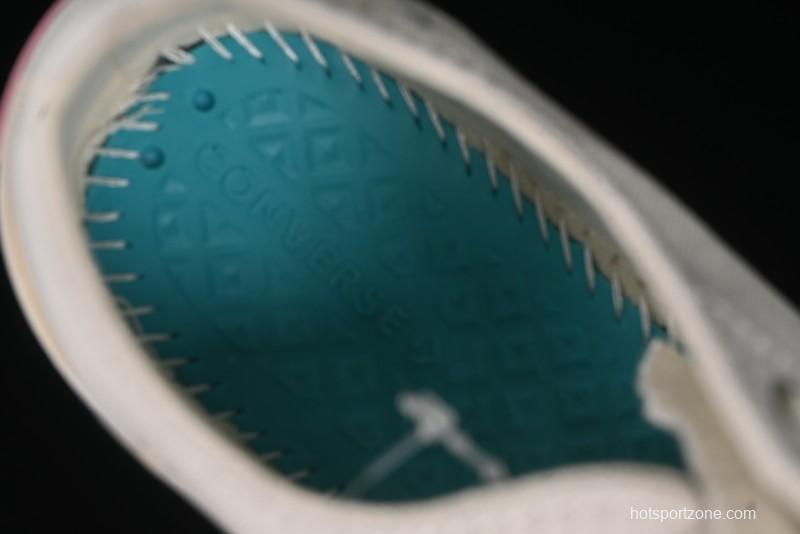 Converse Chuck 1970s Low Top Casual Sneakers with Moon Embroidery - A15750C