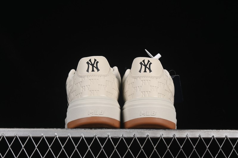 New York Yankees Chunky Liner Mid Denim Monogram Platform Sandals - 3ASXE015N50CRS