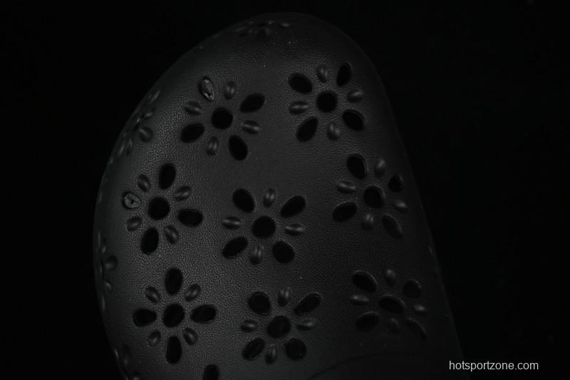 Crocs Classic Clog Two-Way Beach Sandals with Ventilation Holes - B.D4