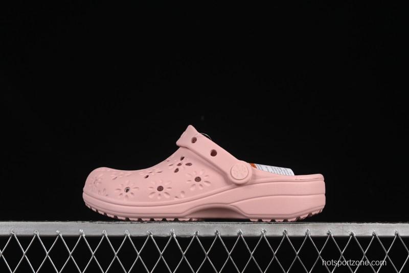 Crocs Classic Clog Two-Way Beach Sandals with Ventilation Holes - B.D4