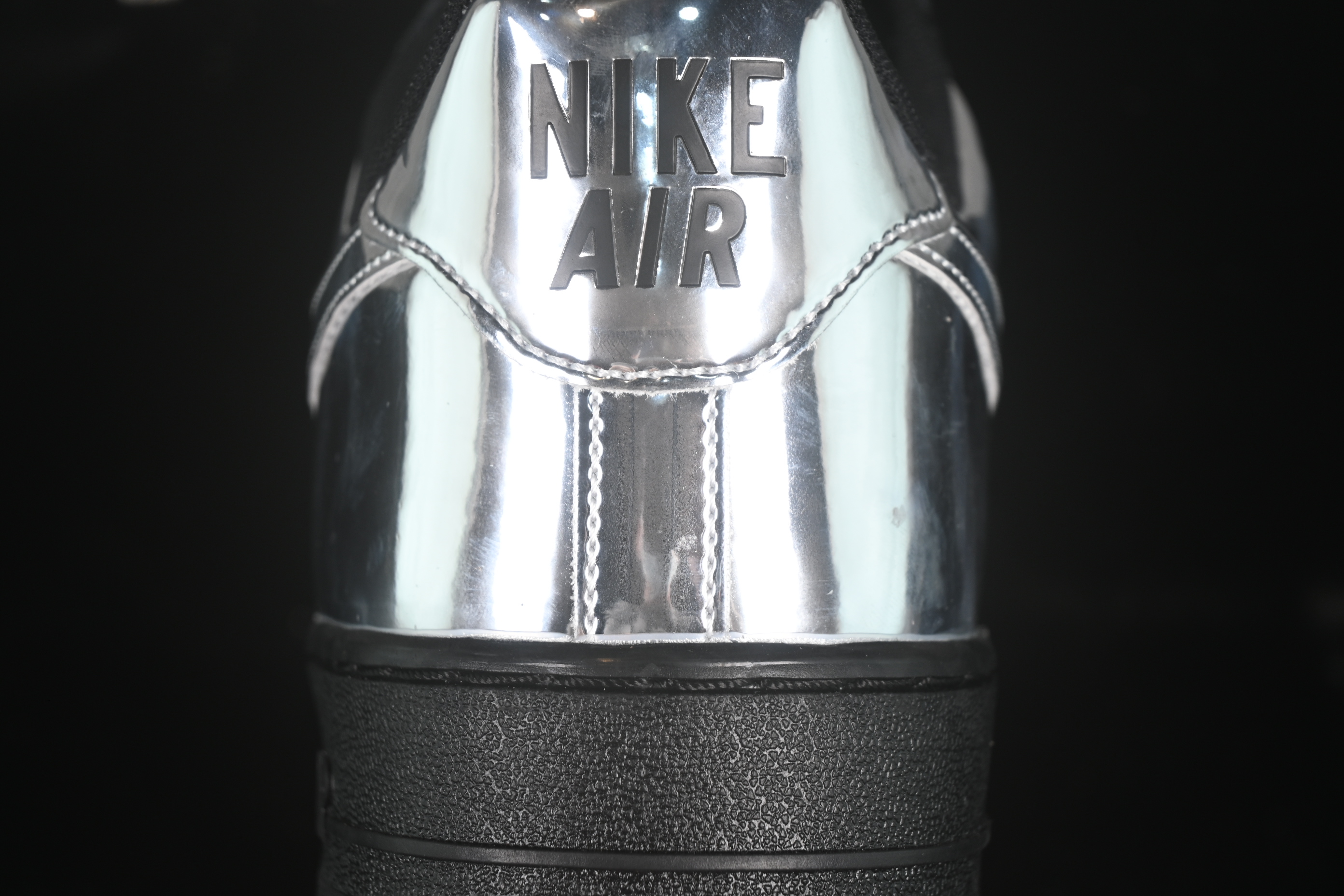 Nike Air Force 1'07 Low Casual Sneakers with Full-Length Air Cushion - HF2885-001