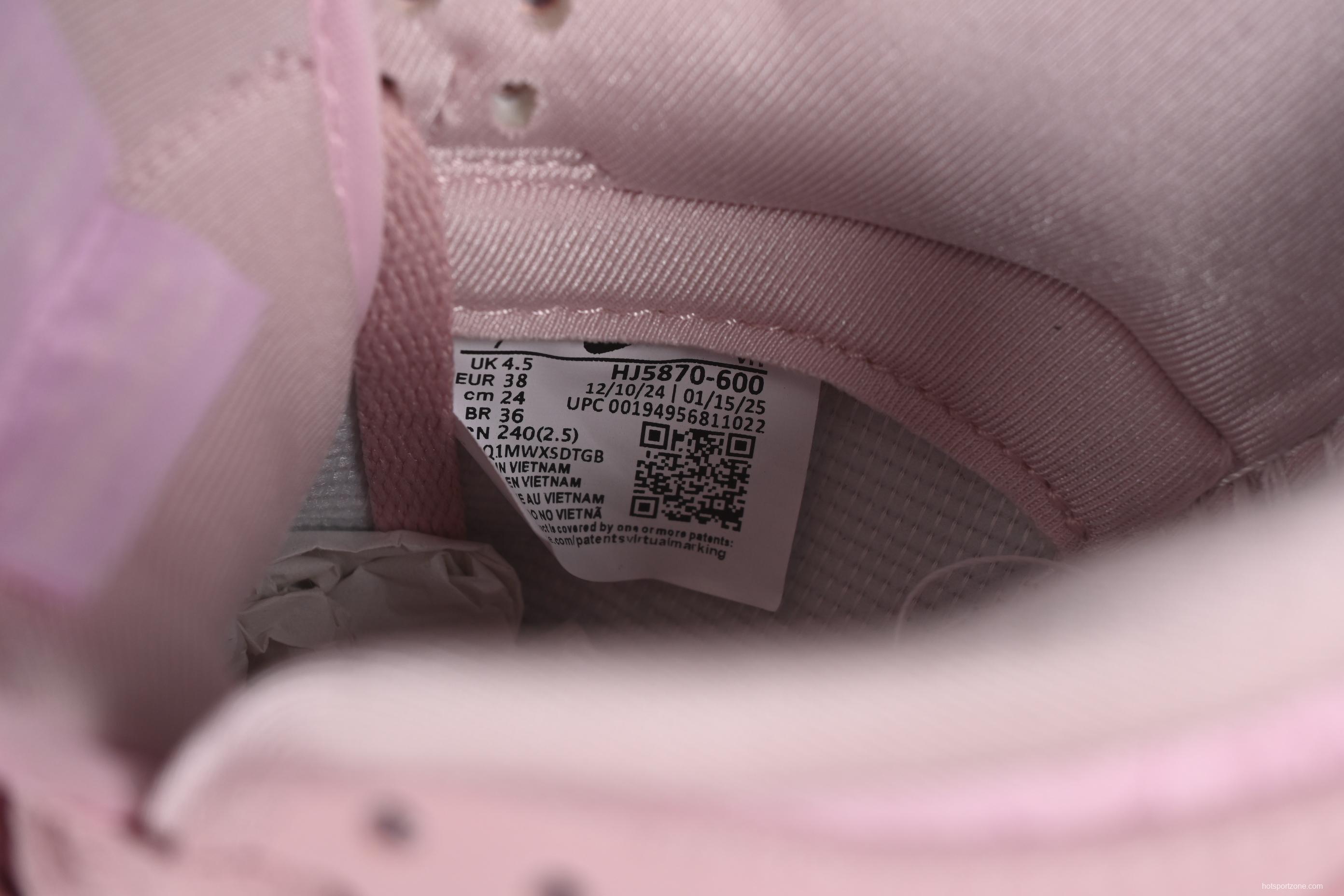 Nike SB Dunk Low Regal Pink Low-Top Casual Skate Shoes with Lace Floral Pattern - HJ5870-600