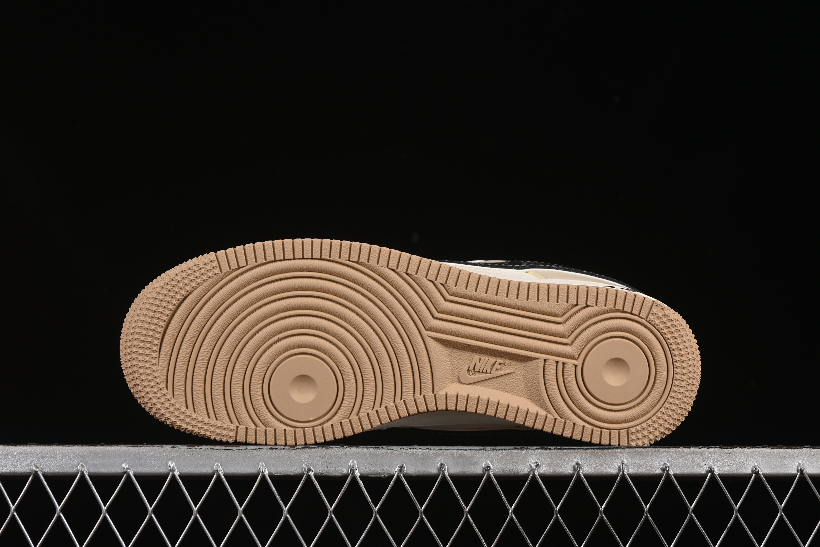 Nike Air Force 1 '07 Low LV Collaboration Casual Sneakers with Full-Length Air Cushion - ZH2598-308
