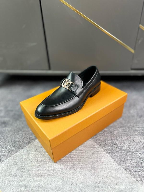 2024 Men Louis Vuitton Black Leather Leather Formal Slip-On LO001