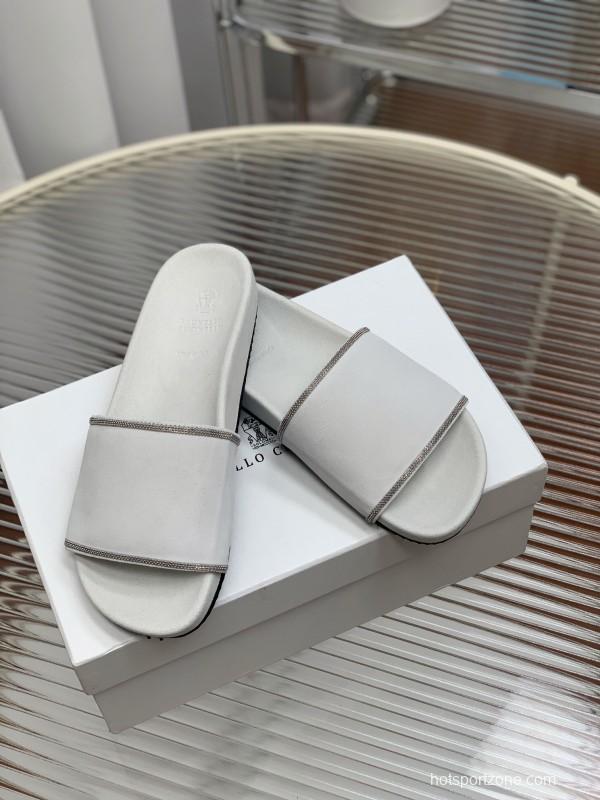 2025 Unisex Brunello Cucinelli White Imported Suede Flat Slide Sandals Handmade Beaded Chain Inlay KFY00240