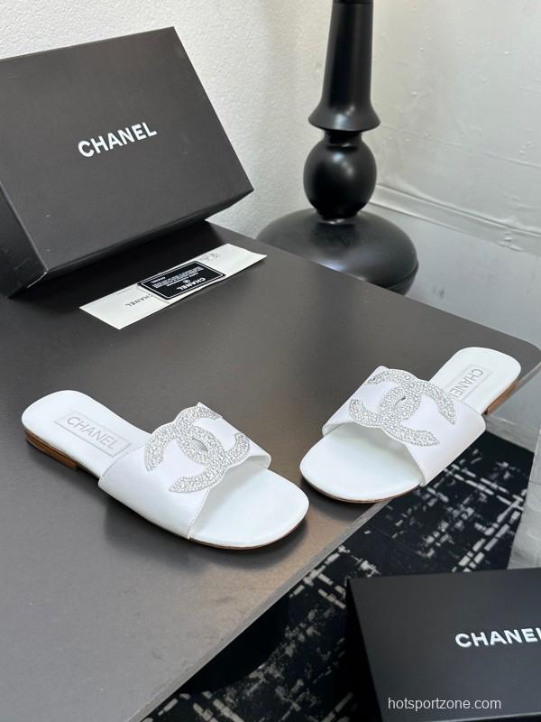 2025 Women Chanel White Leather Slippers