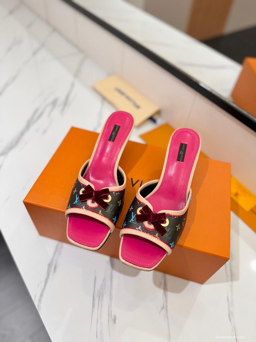 2025 Women Louis Vuitton Brown Pink Canvas Leather Sandals KFY00310