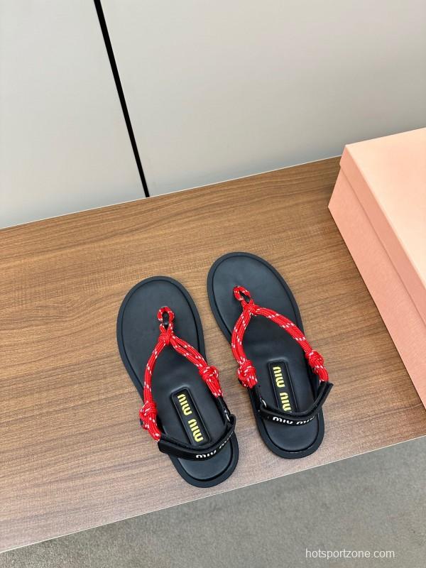 2025 Women Miu Miu Black Red Leather Sandals