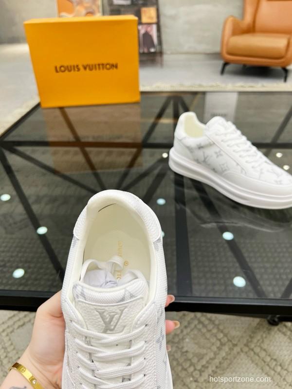2024 Men Louis Vuitton White Leather Mesh Sneakers MJ00400