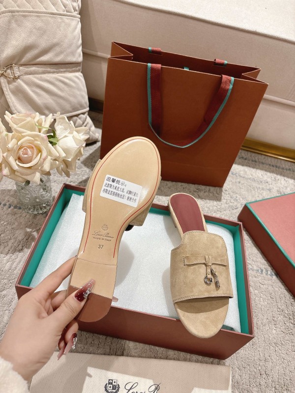 2025 Women LP Beige Suede Slippers