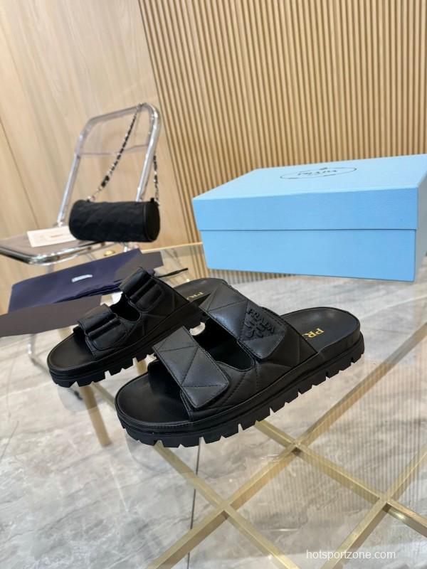 2025 Women Prada Black Leather Slippers