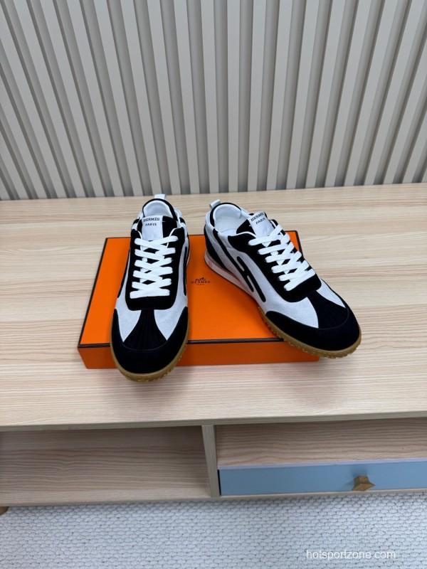 2025 Unisex Hermès Black White Suede Down Fabric Sneakers Top Version KFY00300