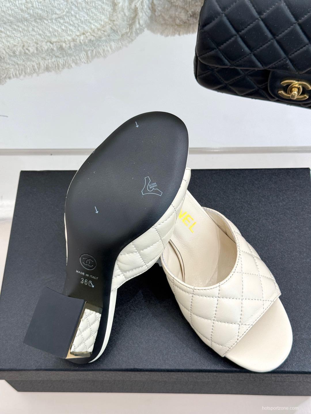 2025 Women Chanel White Lambskin High Heel Slippers Quilted KFY00260