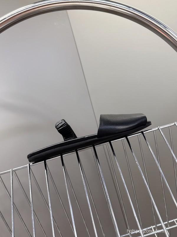 2025 Slippers Miu Miu Black Leather Slippers LY00