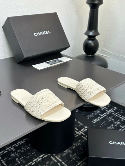 2025 CHANEL White Knit Leather Slippers LY00250
