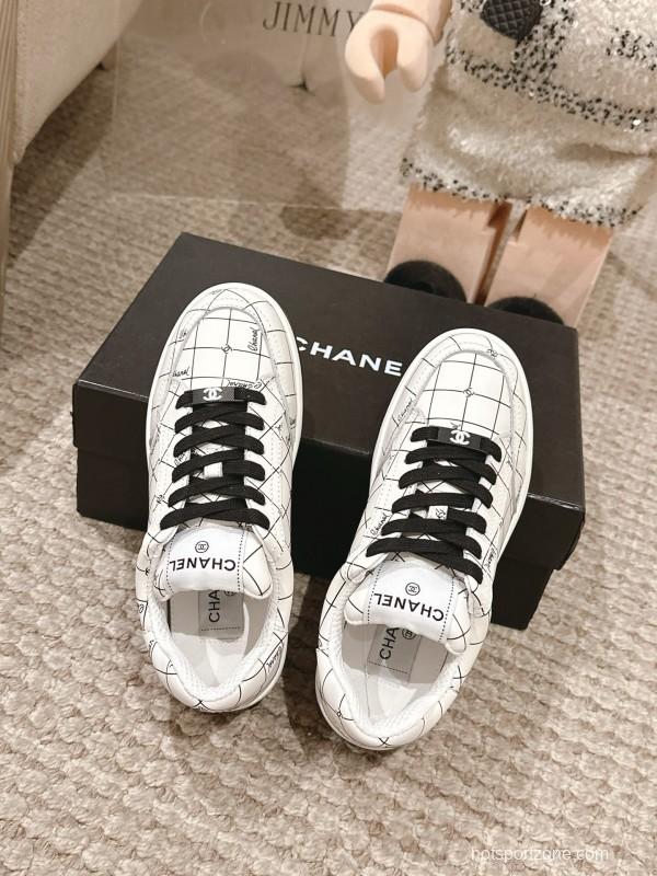 2025 Women Chanel White Black Leather Sneakers