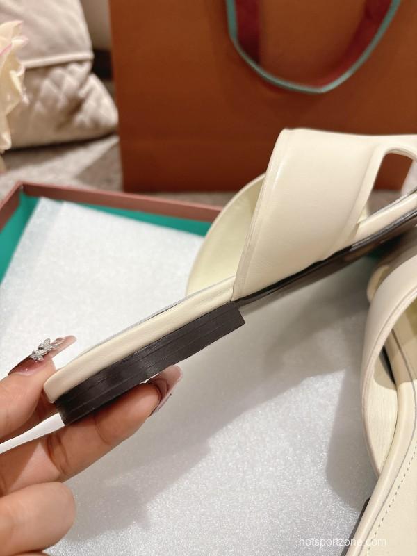 2025 Slippers LP Ivory Leather Slippers LY00270