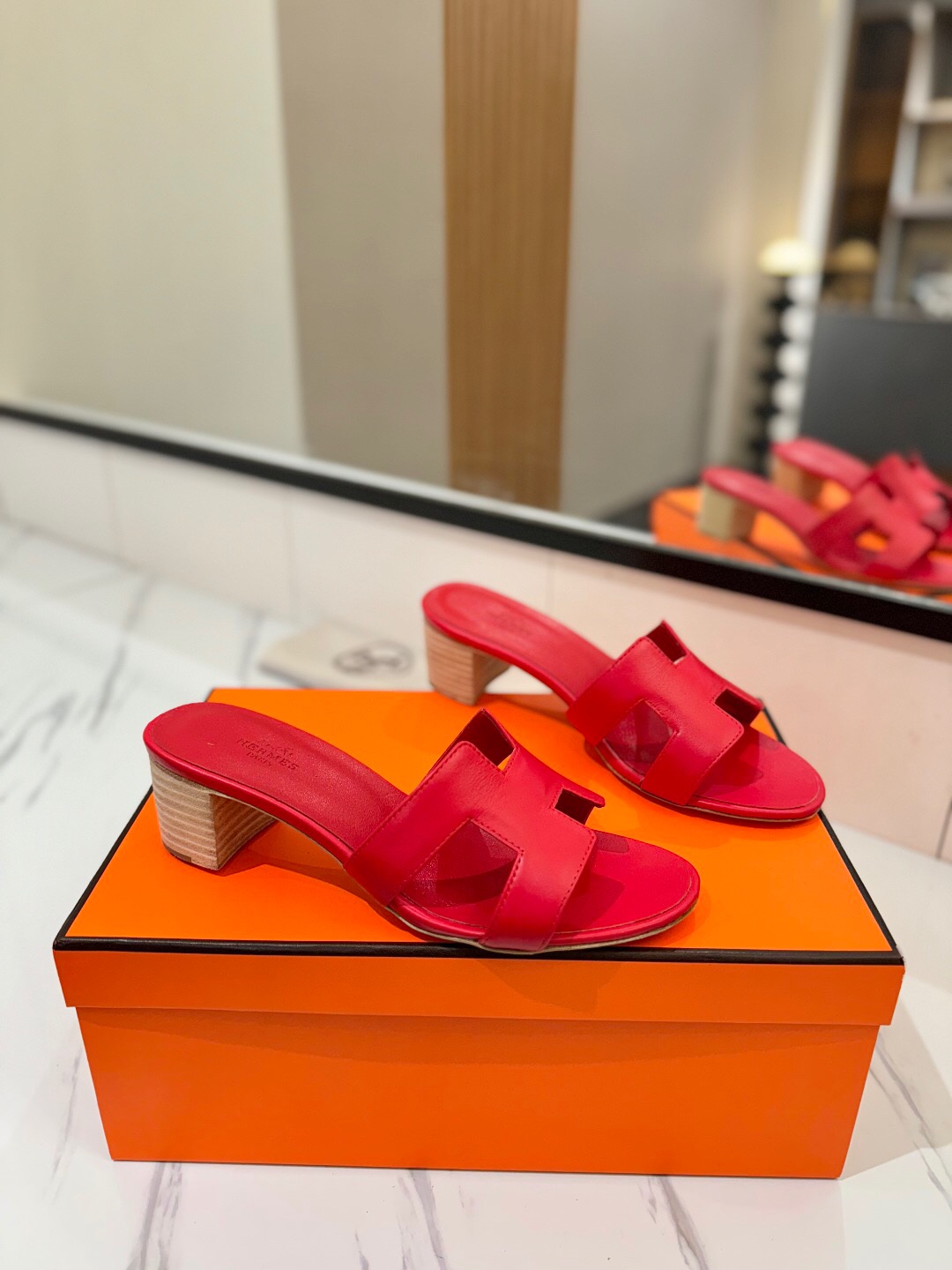 2025 Women Hermès Red Leather Heels
