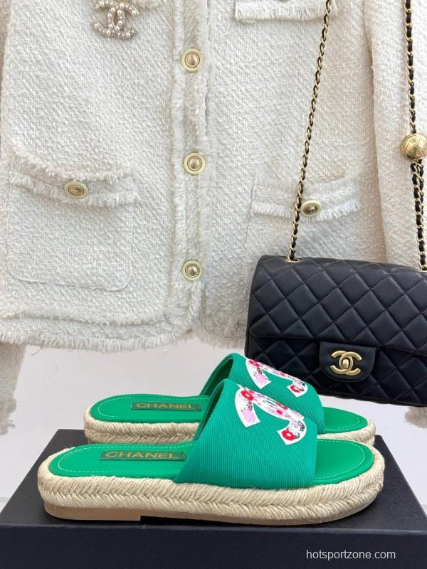 2025 Women Chanel Green Canvas Leather Slippers Embroidered KFY00230
