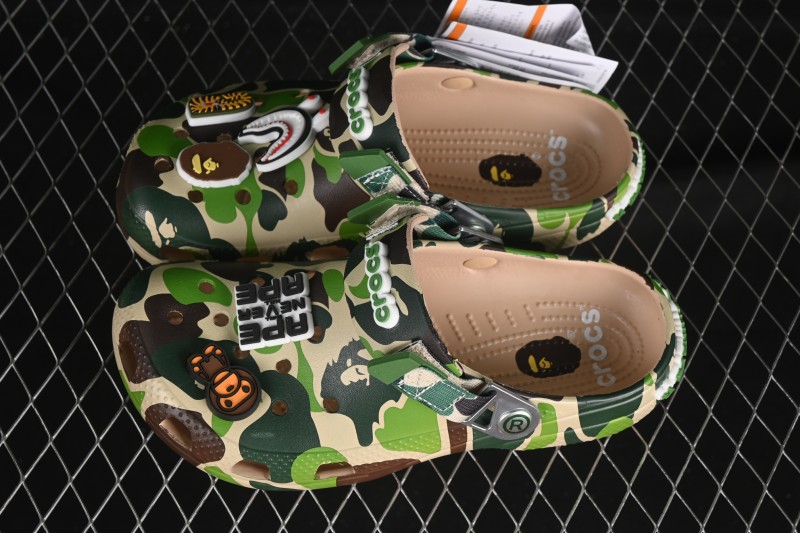 Bape x Crocs Classic Clog Camouflage Print Comfortable Versatile Clog - B.D4