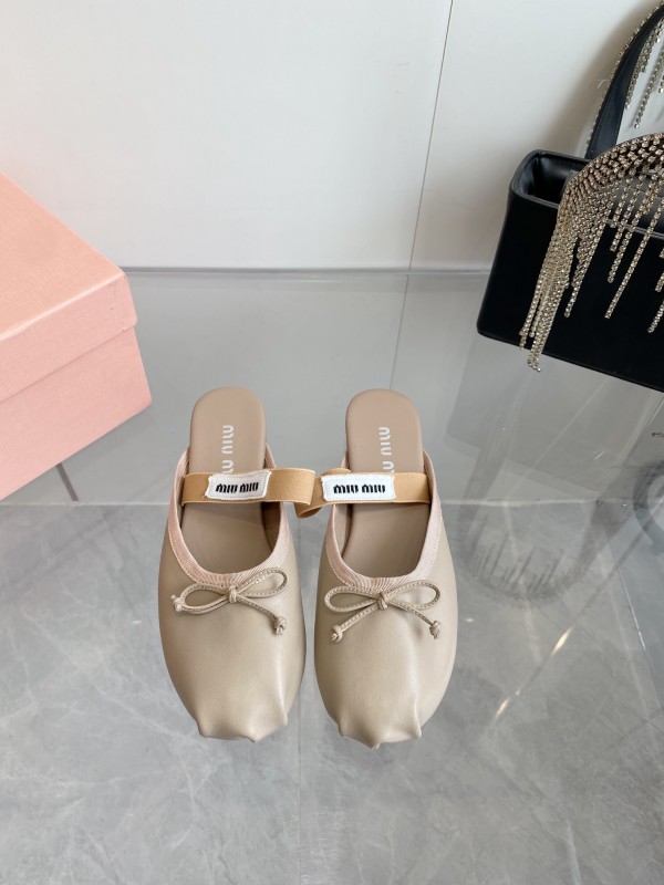 2025 Women Miu Miu Beige Suede Ballet Flats KFY00280