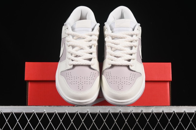 Nike SB Dunk Low White Light Purple Embossed Low-Top Casual Skate Shoes IH0639-011